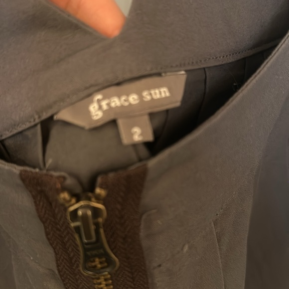 Grace Sun, grey, front zip, pleated skirt. - Picture 3 of 3